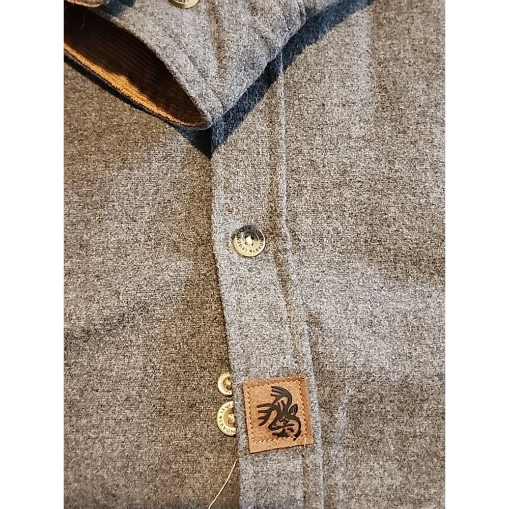 Legendary Whitetails Shirt Sz.  L Gray The Original Buck Camp Corduroy Cuff - Picture 5 of 9